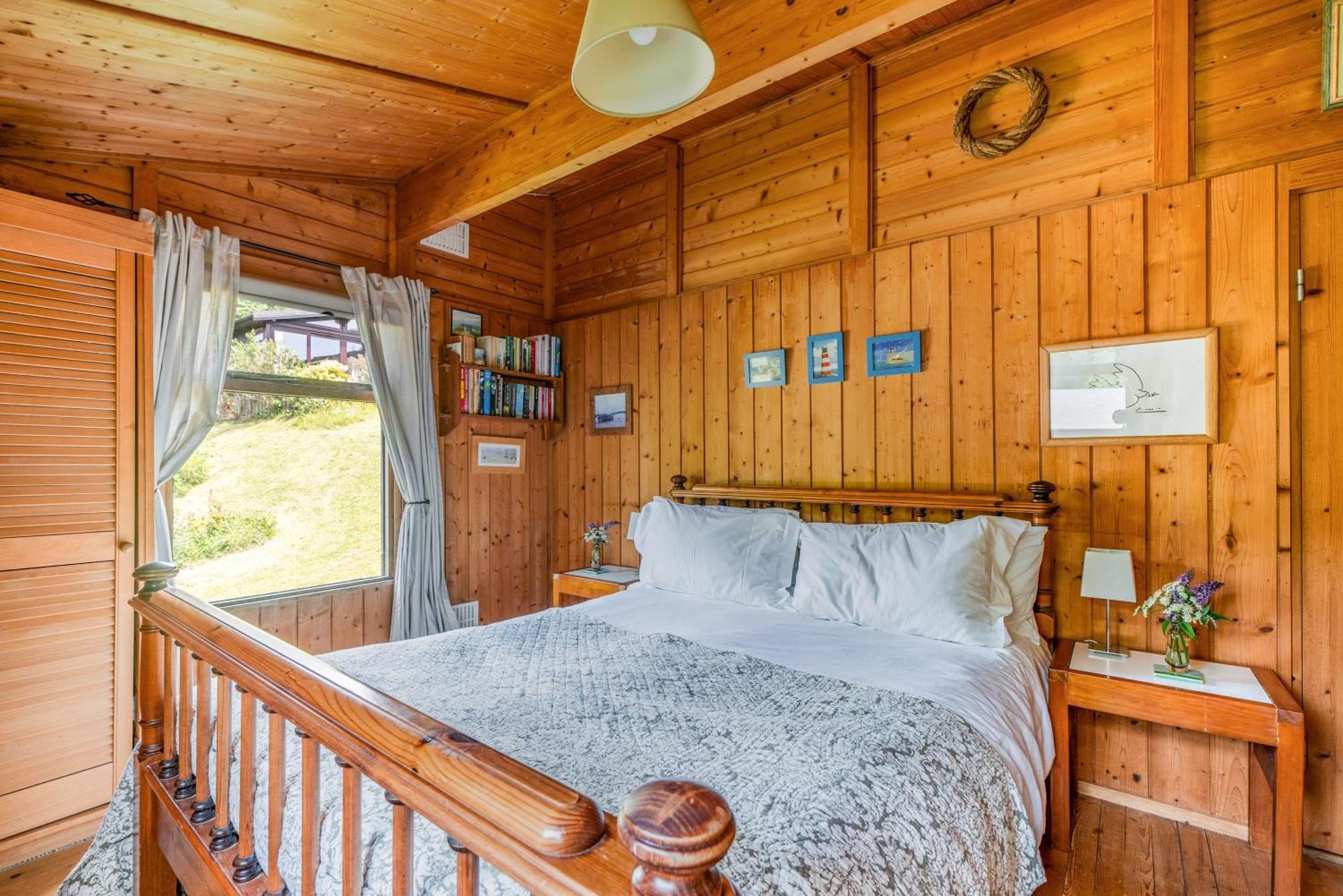 Scandinavian Style Lodge In Rock Wadebridge Buitenkant foto