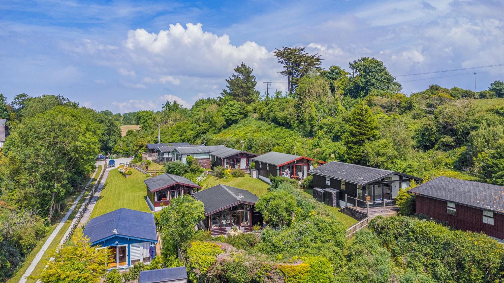 Scandinavian Style Lodge In Rock Wadebridge Buitenkant foto